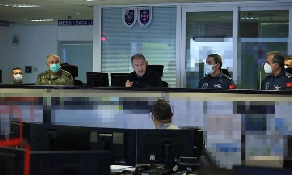 "Μύδροι" Ακάρ κατά ΗΠΑ: Στηρίζει το PKK κατά της Τουρκίας